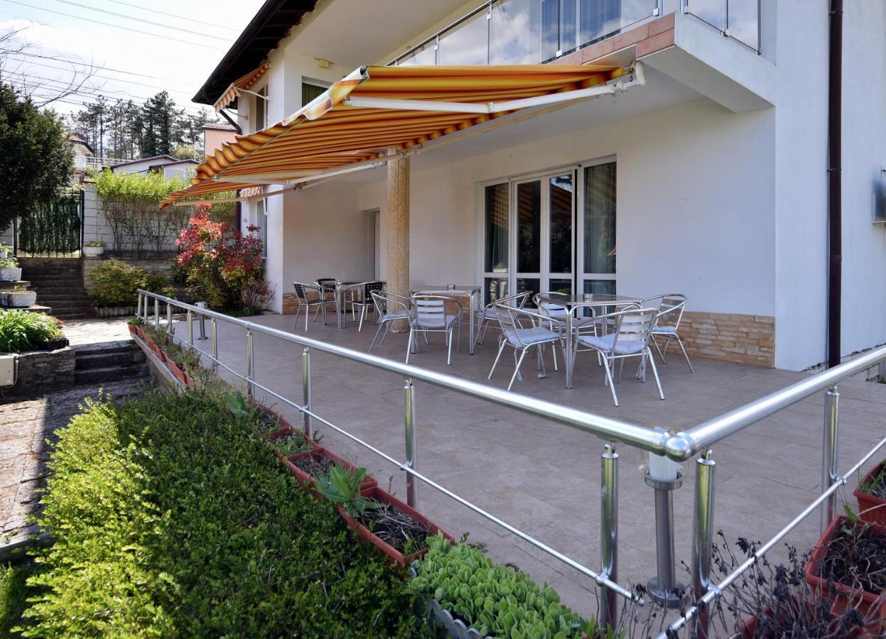 Villa Holiday Balcsik Kültér fotó