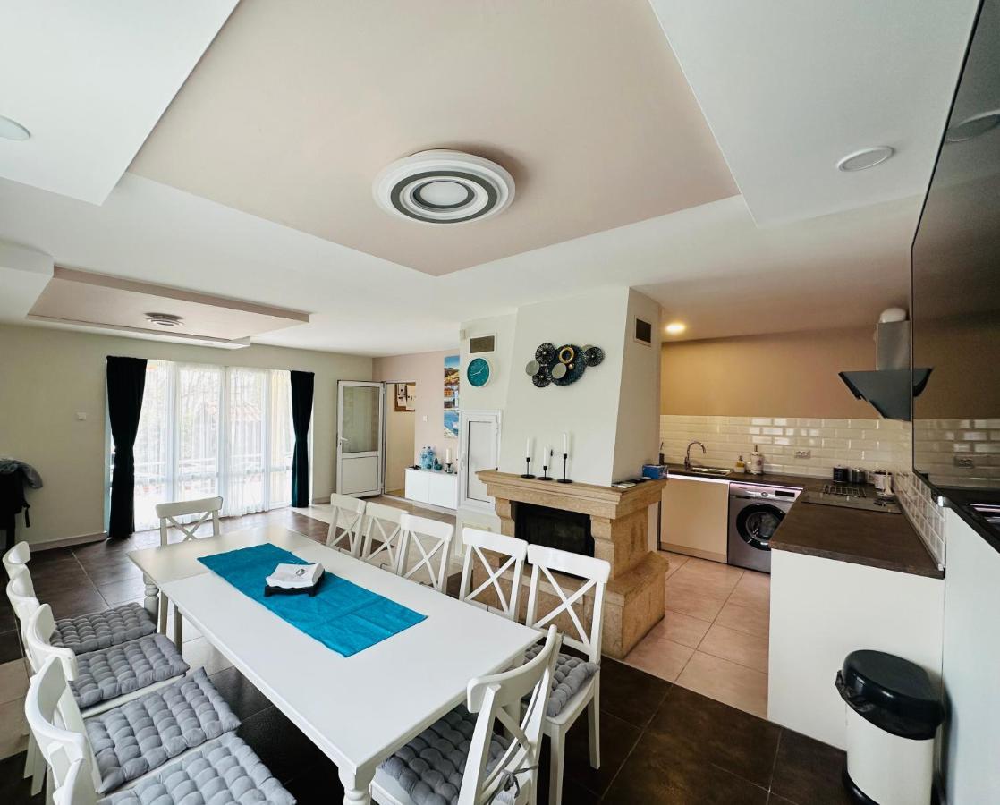 Villa Holiday Balcsik Kültér fotó