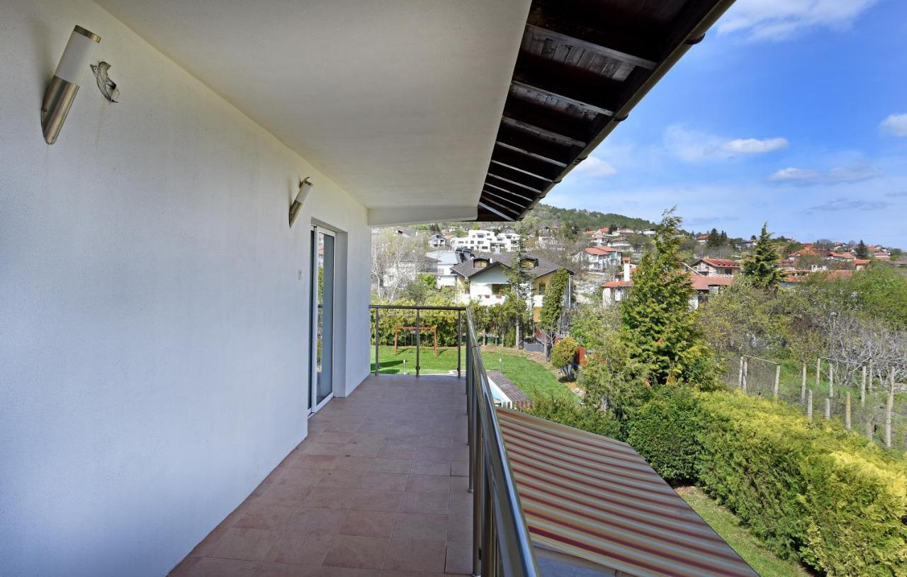 Villa Holiday Balcsik Kültér fotó
